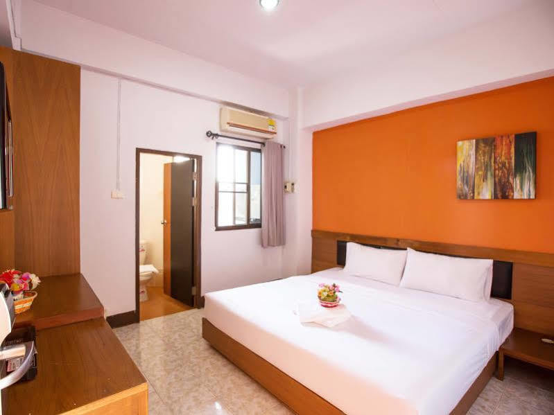 B2 Night Bazaar Chiang Rai Hotell Exteriör bild