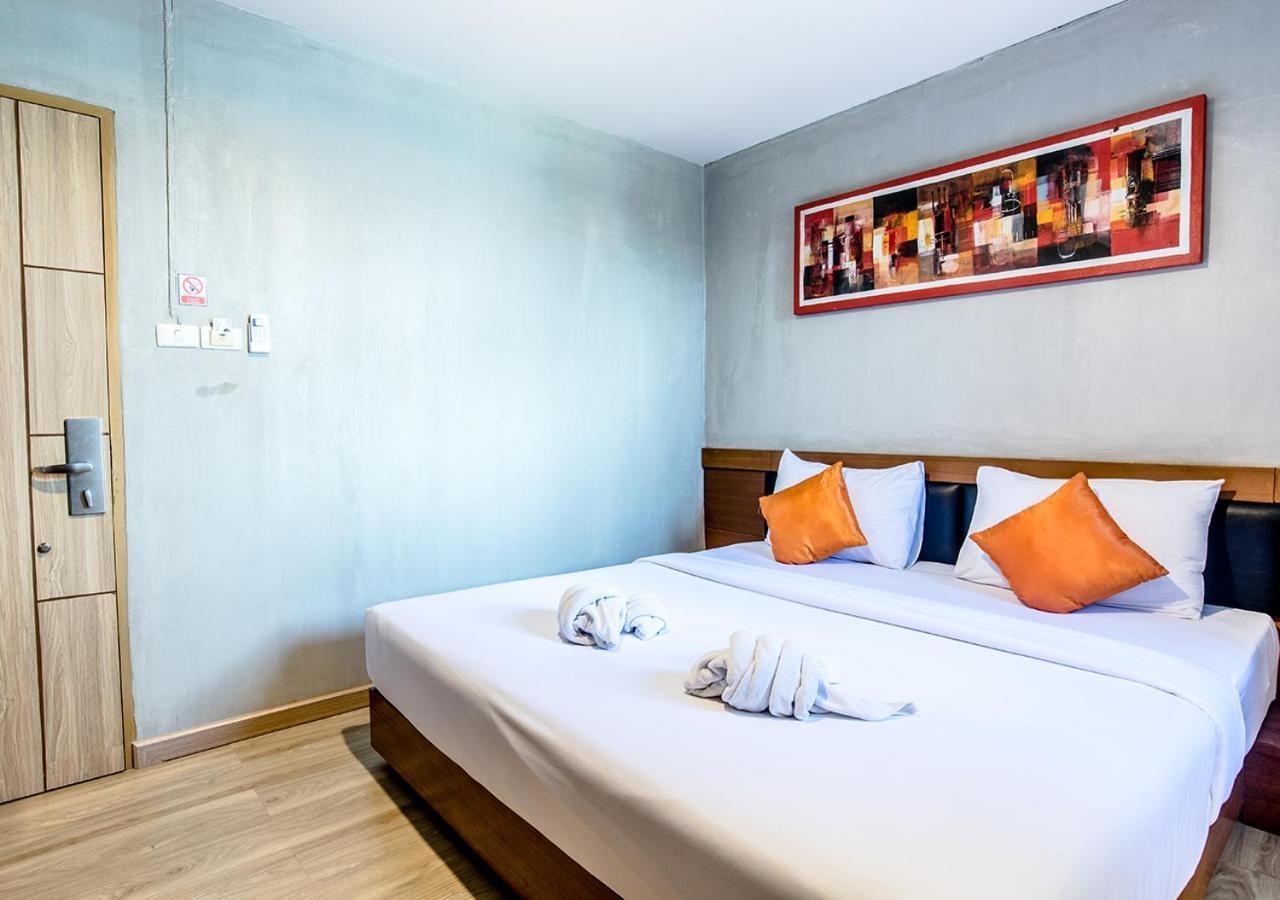B2 Night Bazaar Chiang Rai Hotell Exteriör bild