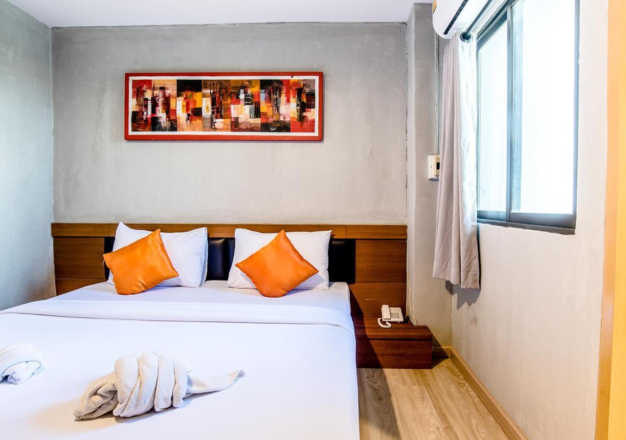 B2 Night Bazaar Chiang Rai Hotell Exteriör bild